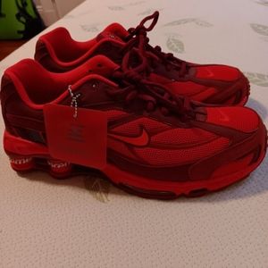 Supreme x Nike Shox 2 (red)